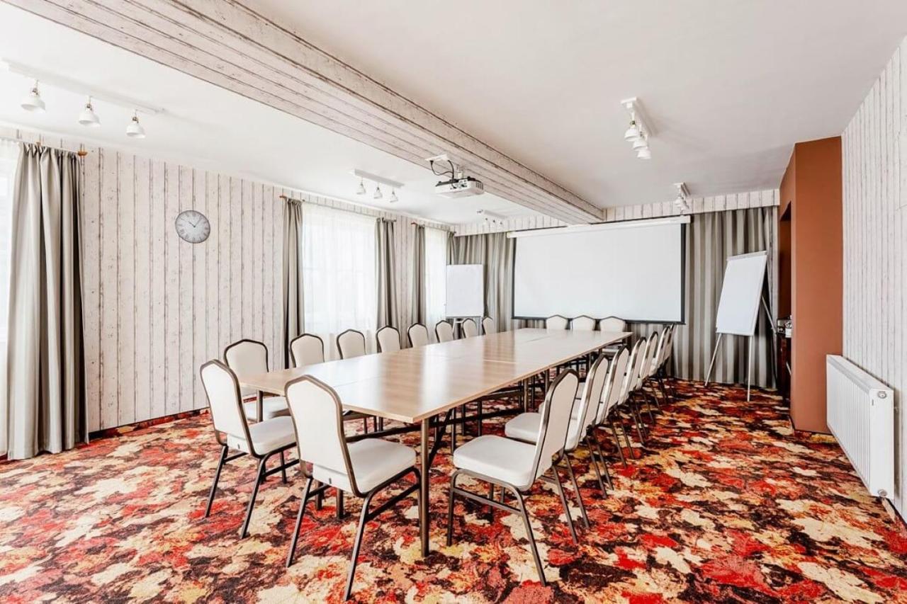 Hotel Lajta Park Mosonmagyaróvár Eksteriør bilde